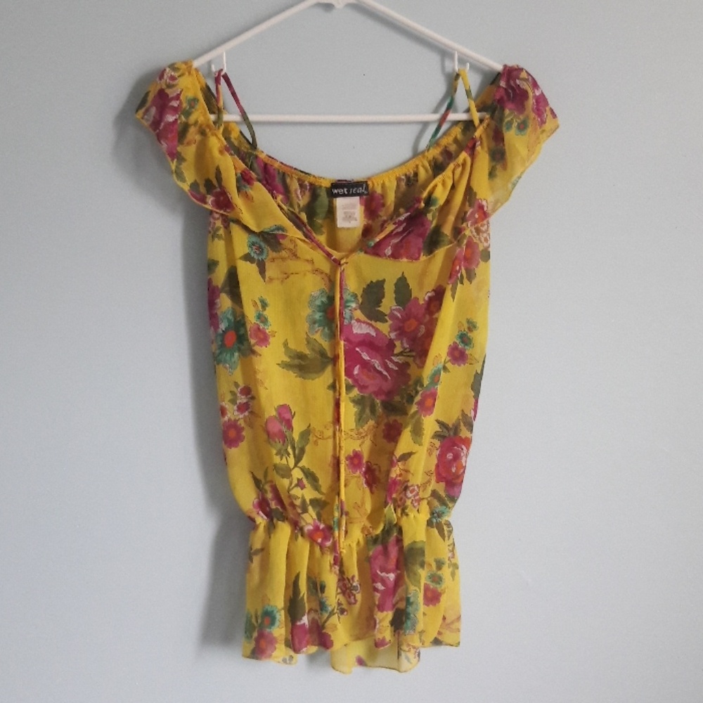 Floral off shoulder blouse